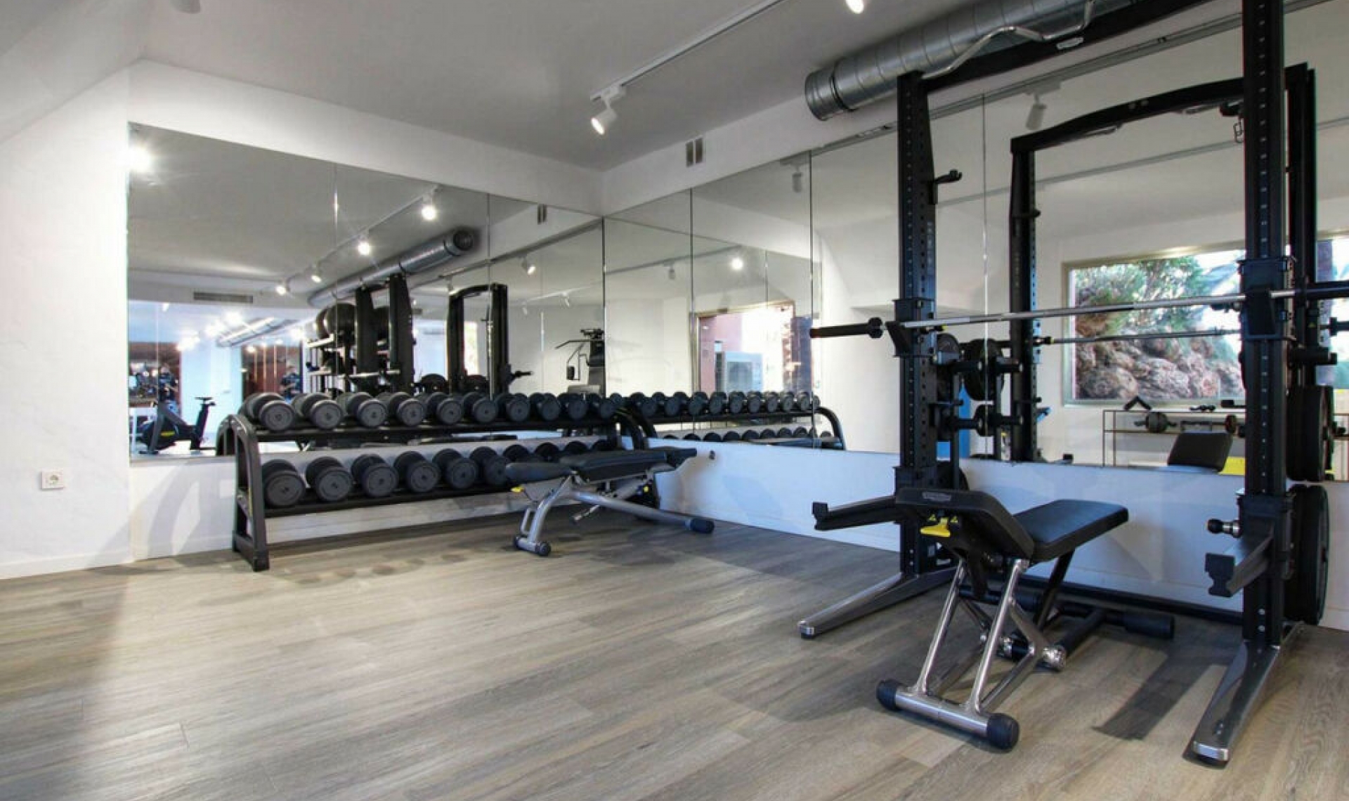 Resale - Apartment -
Marbella