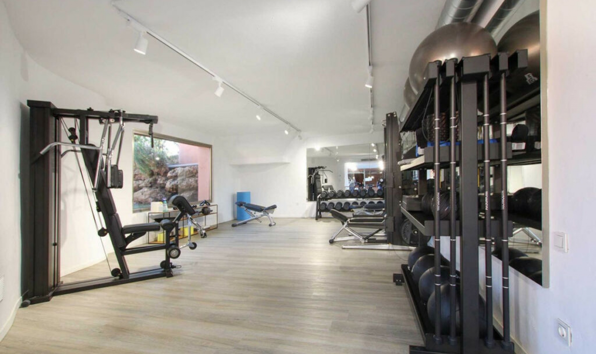 Resale - Apartment -
Marbella