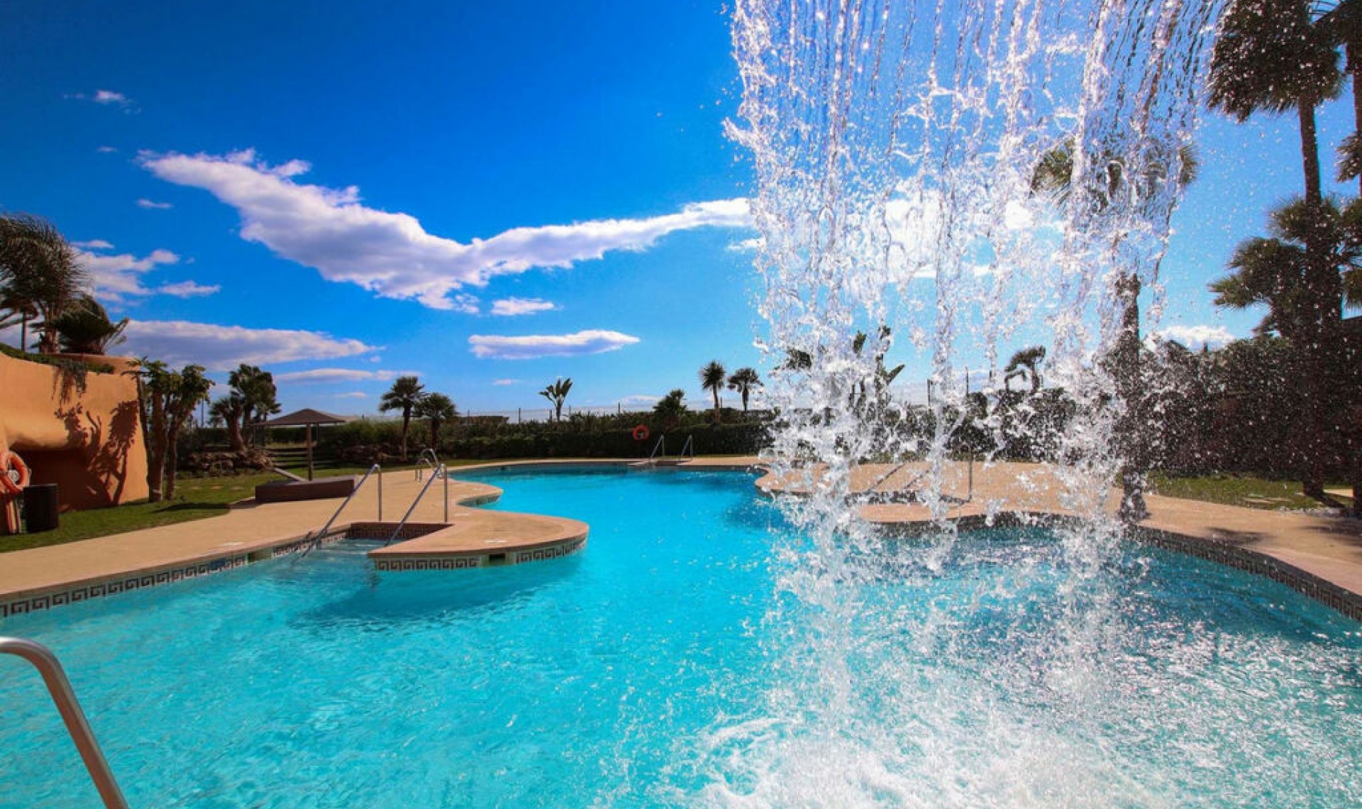 Resale - Apartment -
Marbella