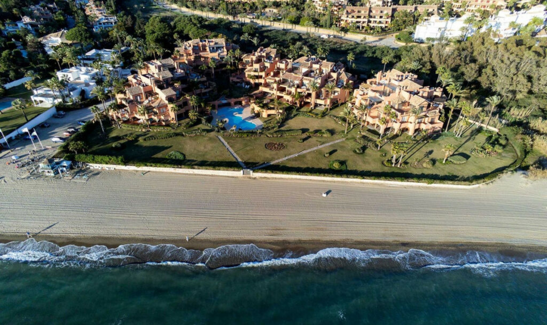 Resale - Apartment -
Marbella