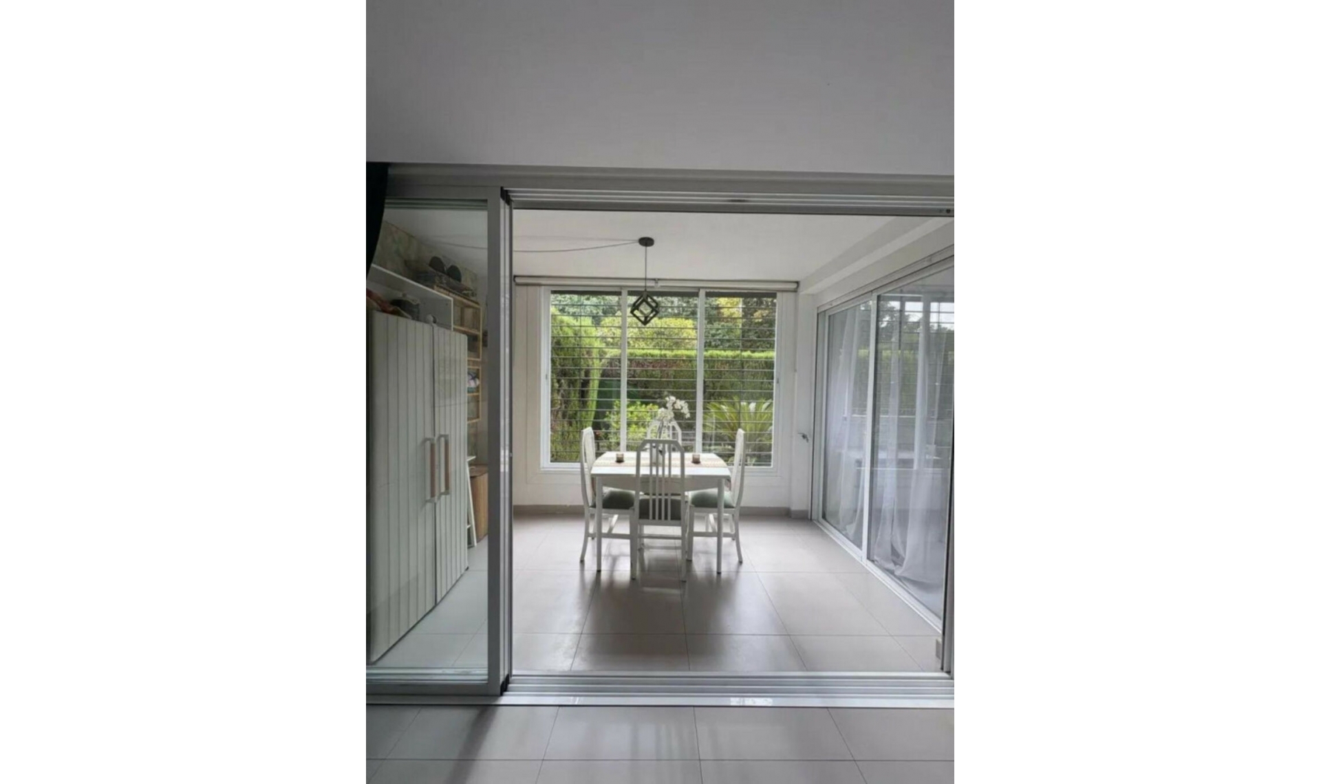 Resale - Apartment -
Marbella