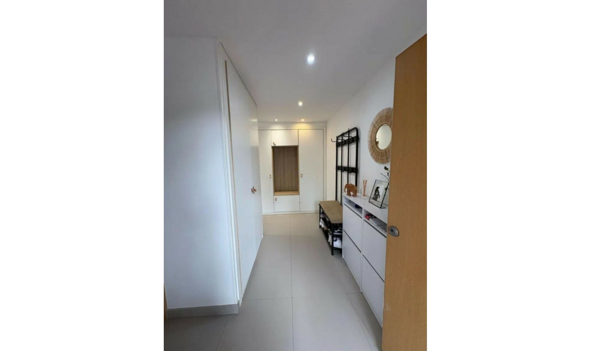 Resale - Apartment -
Marbella