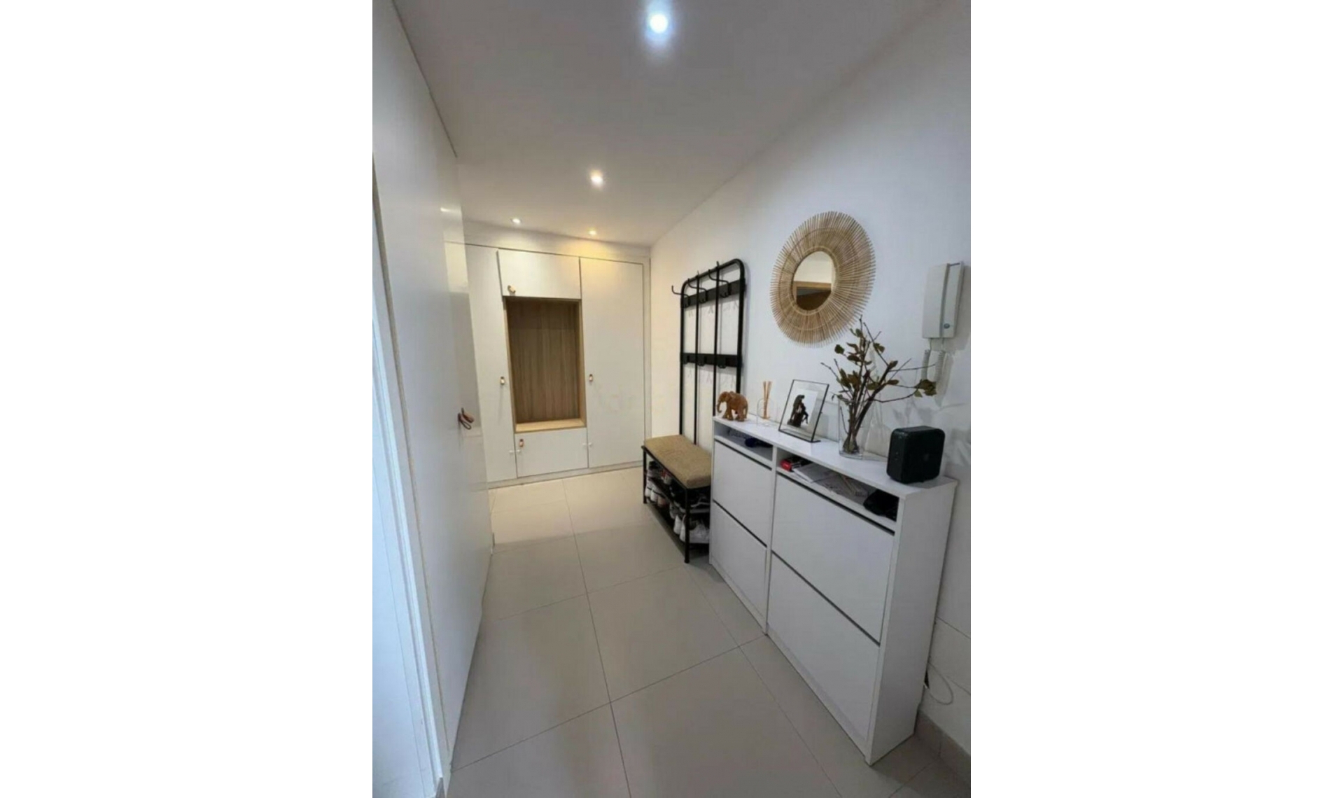 Resale - Apartment -
Marbella