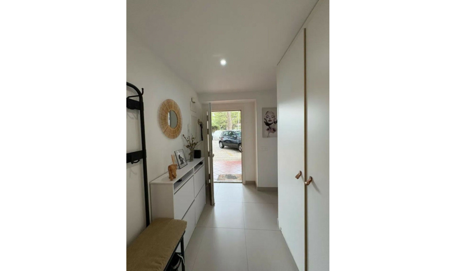Resale - Apartment -
Marbella