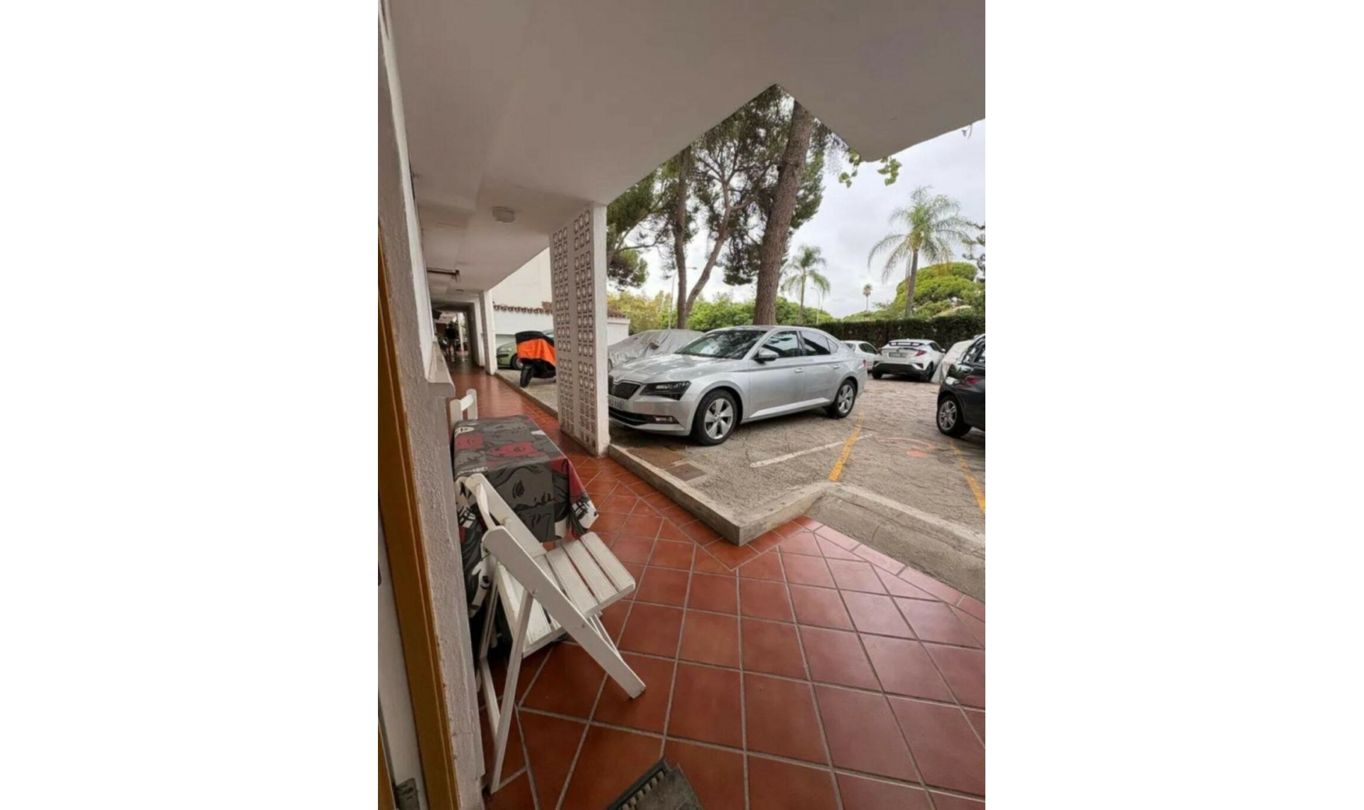 Resale - Apartment -
Marbella