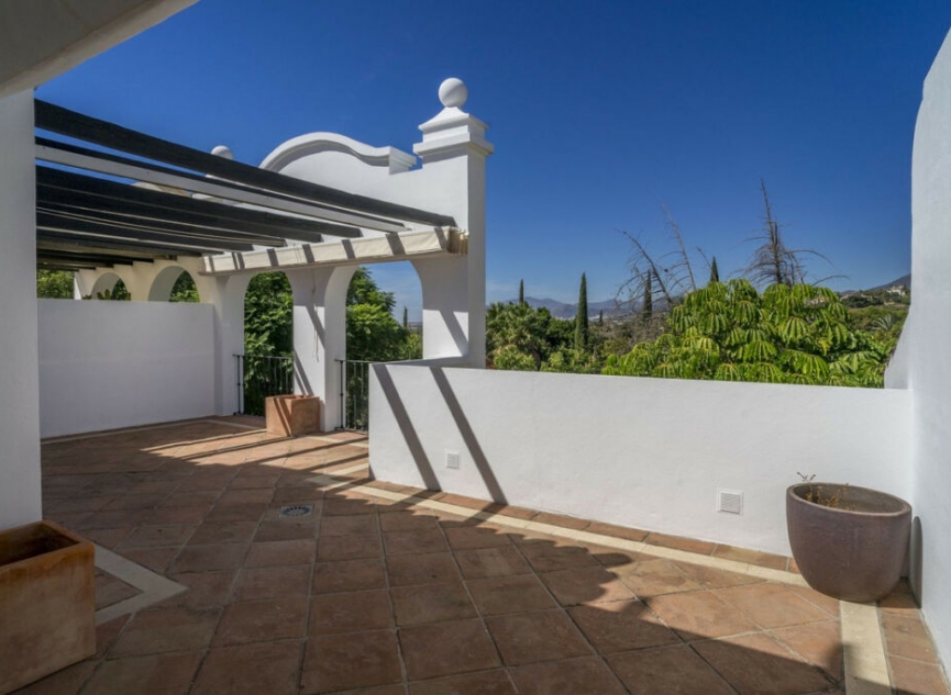 Resale - Apartment -
Marbella