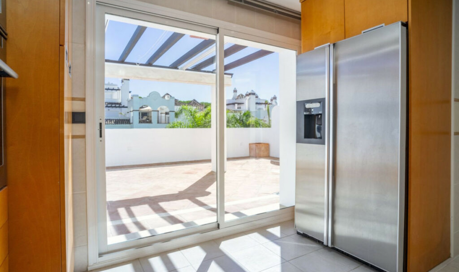 Resale - Apartment -
Marbella