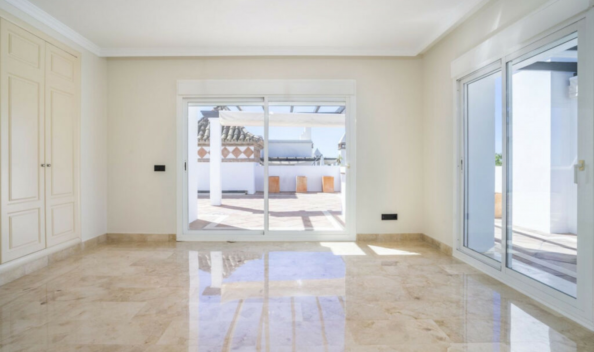 Resale - Apartment -
Marbella