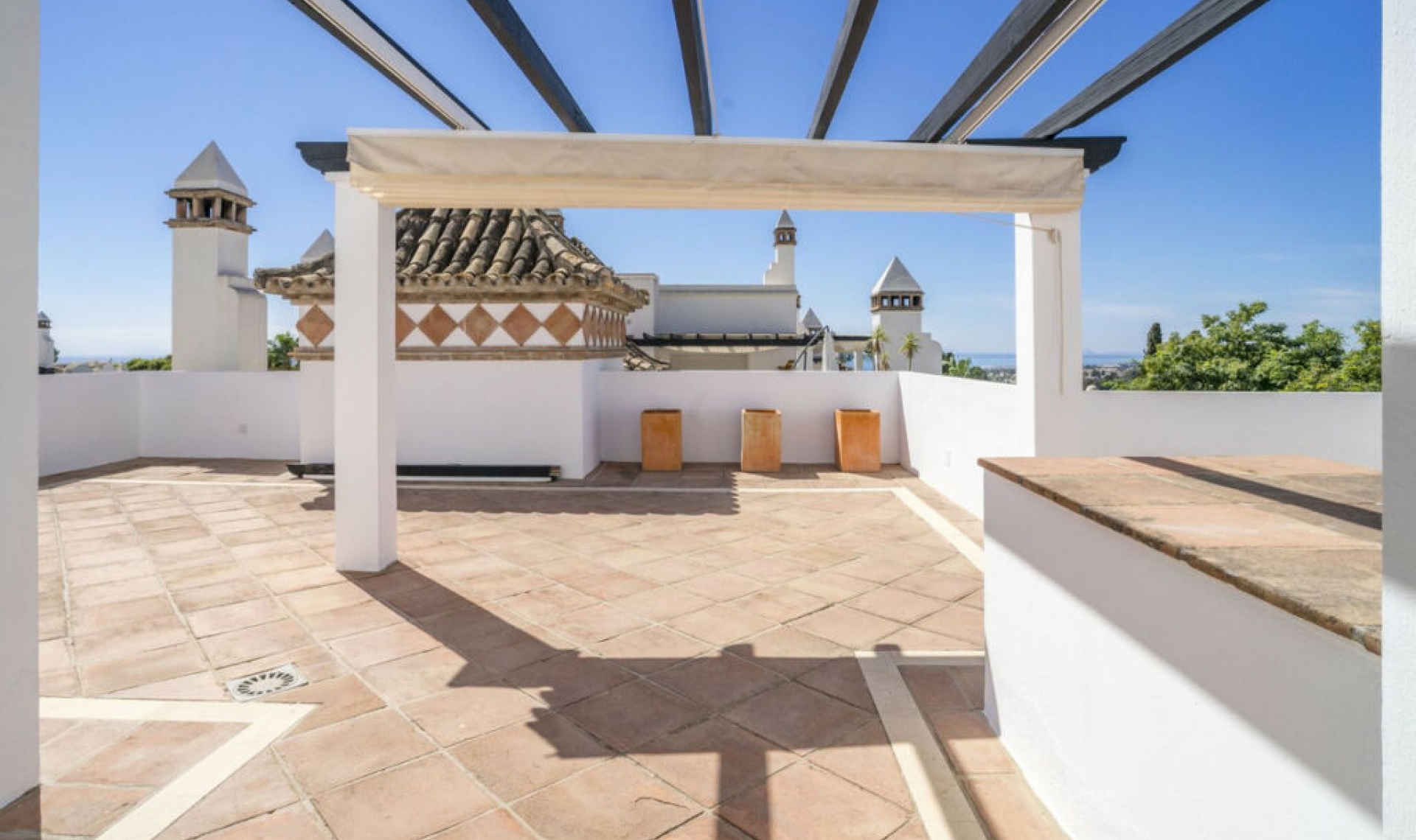 Resale - Apartment -
Marbella
