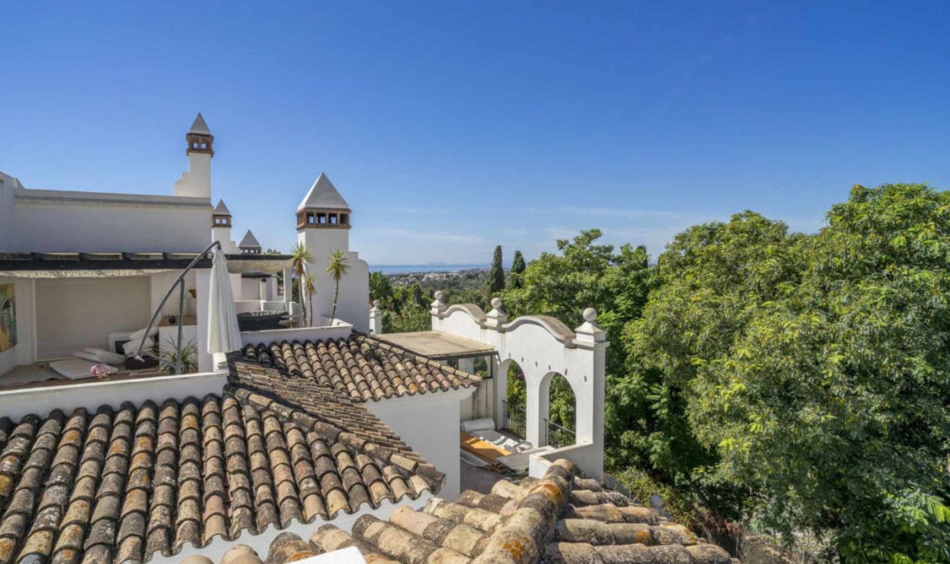 Resale - Apartment -
Marbella