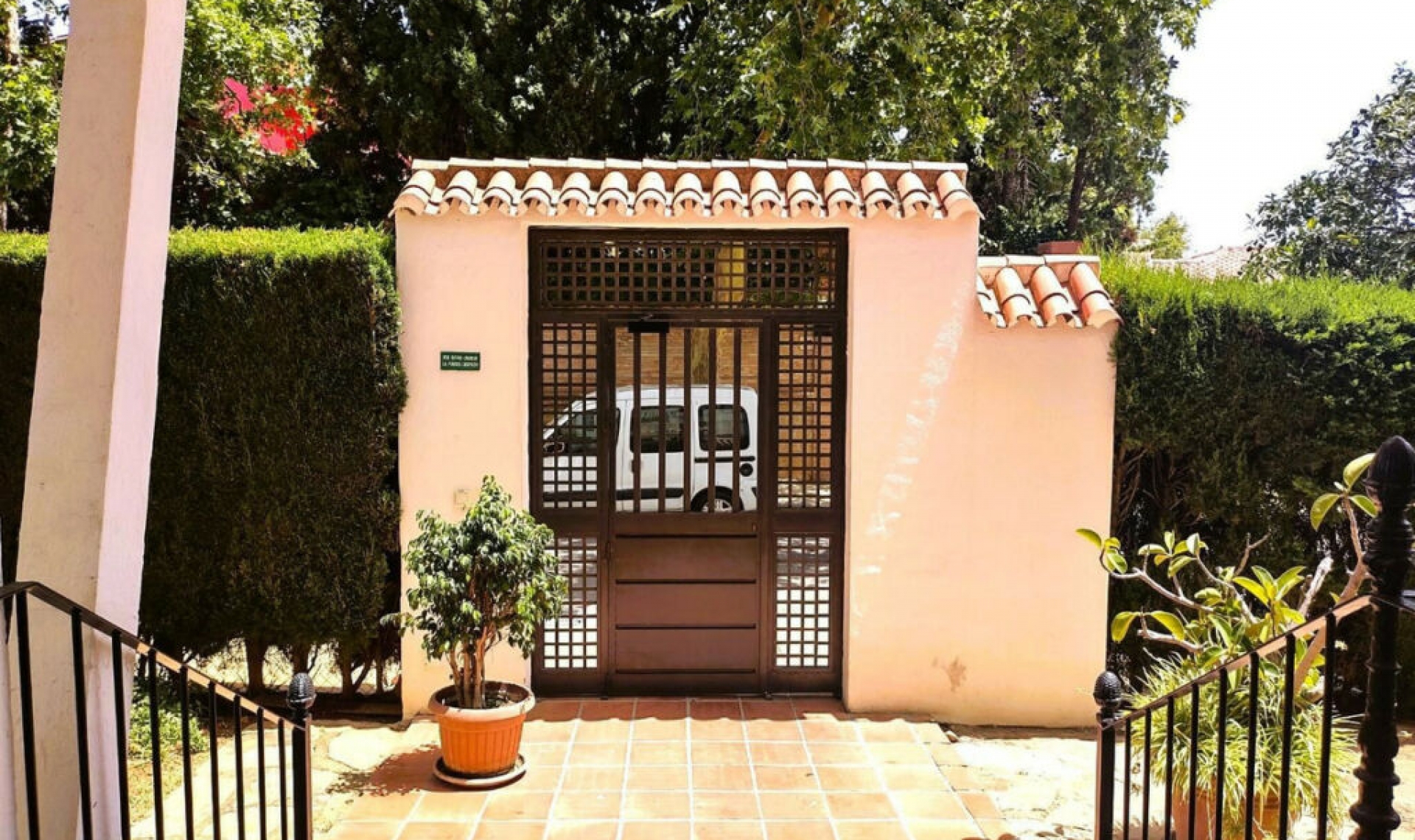 Resale - Apartment -
Marbella