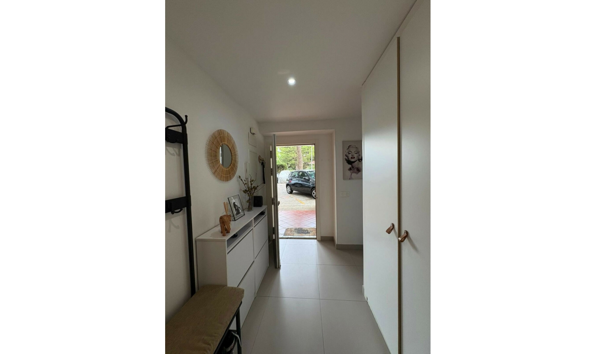 Resale - Apartment -
Marbella