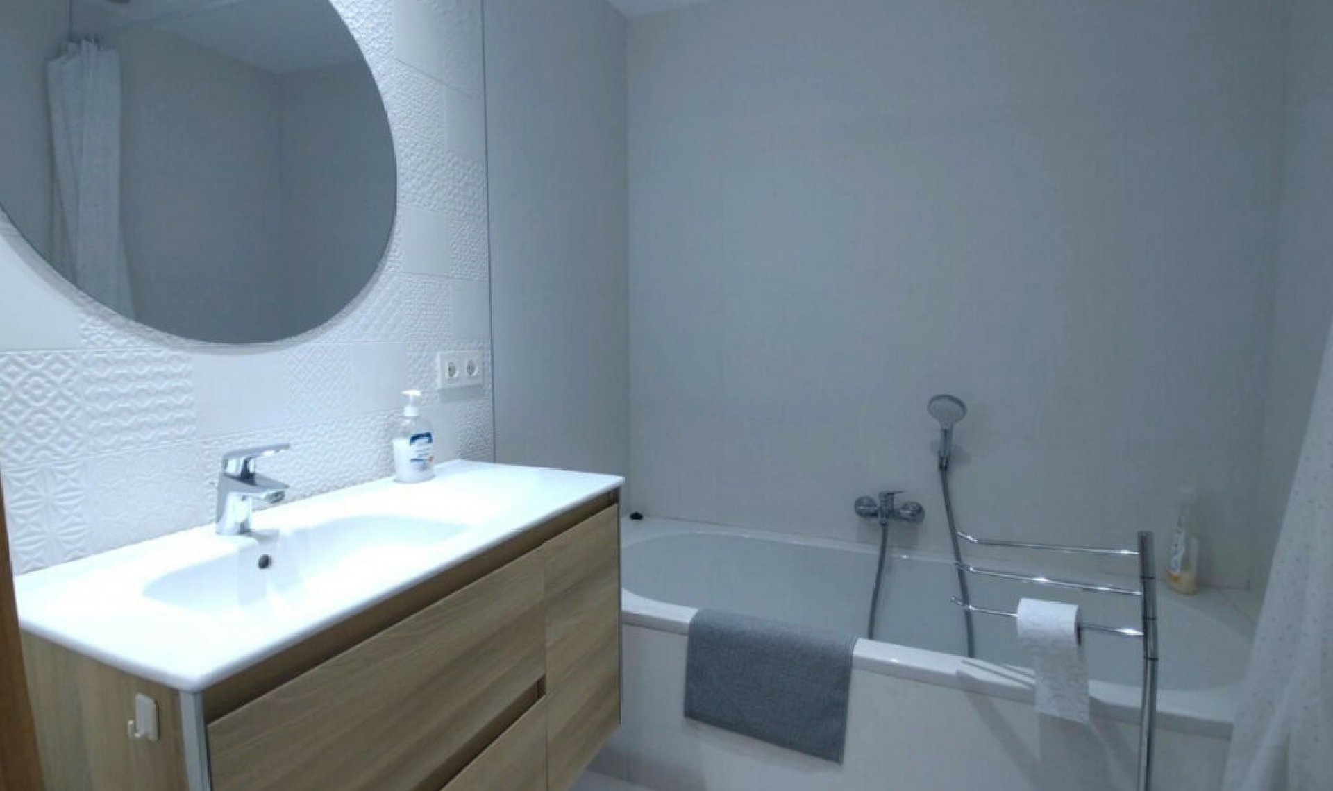 Resale - Apartment -
Marbella