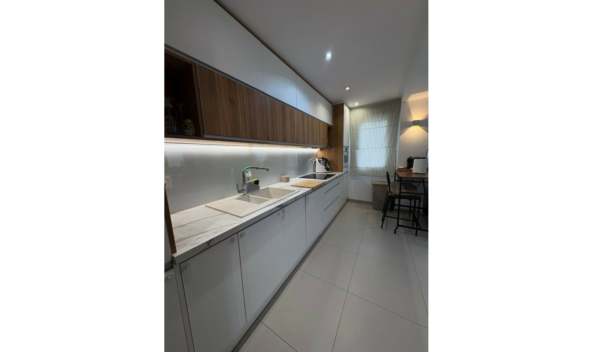 Resale - Apartment -
Marbella