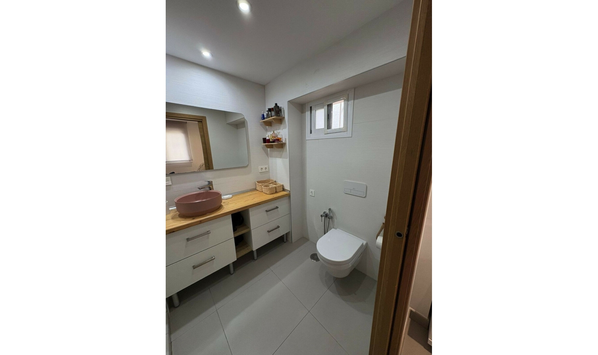 Resale - Apartment -
Marbella