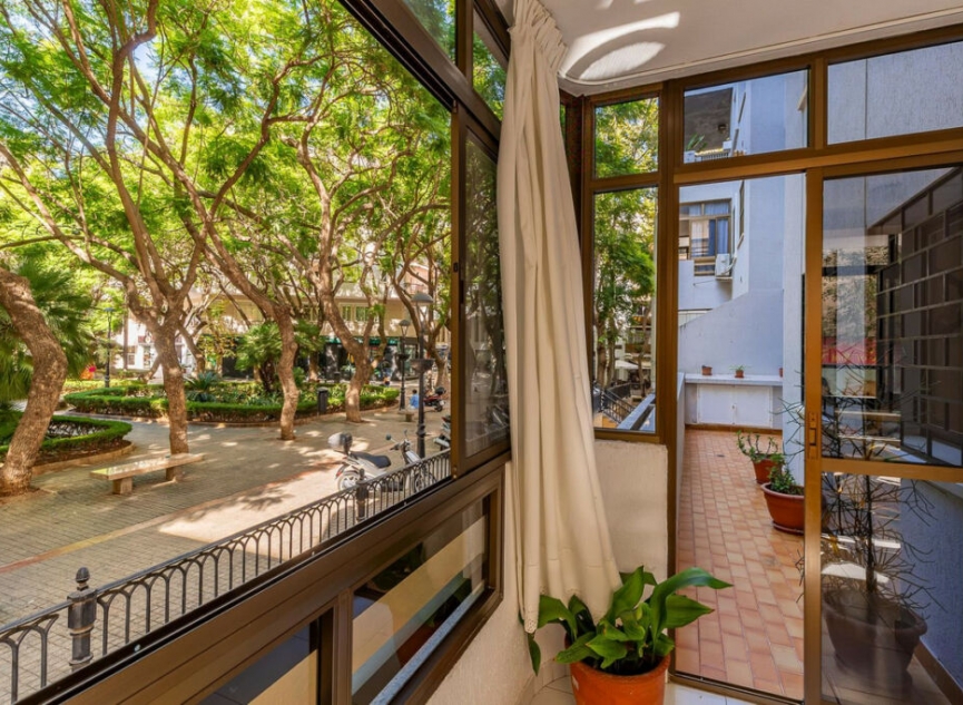 Resale - Apartment -
Marbella