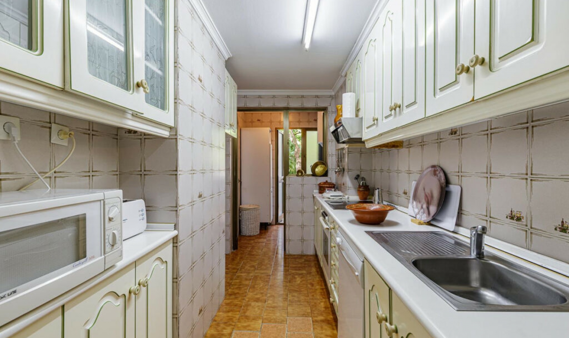 Resale - Apartment -
Marbella