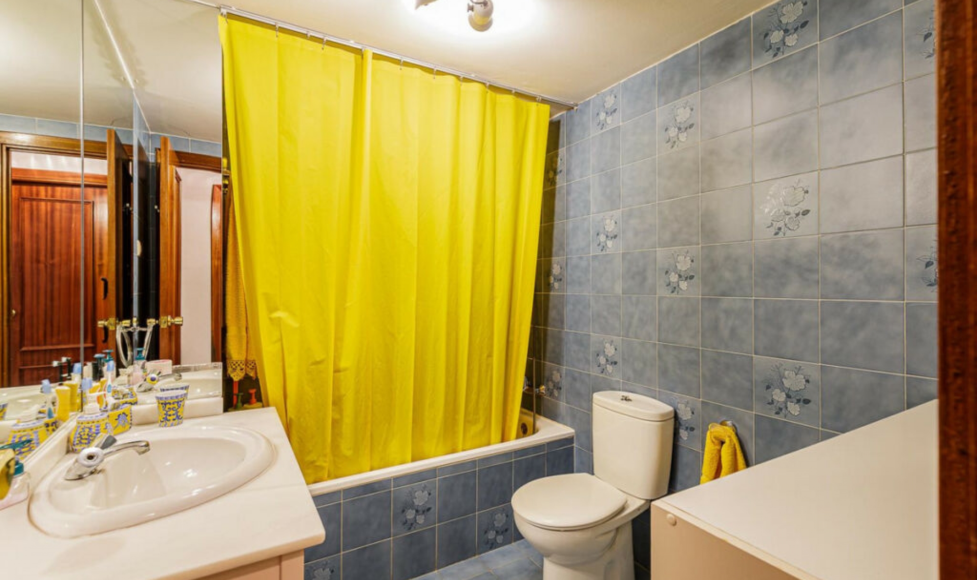 Resale - Apartment -
Marbella