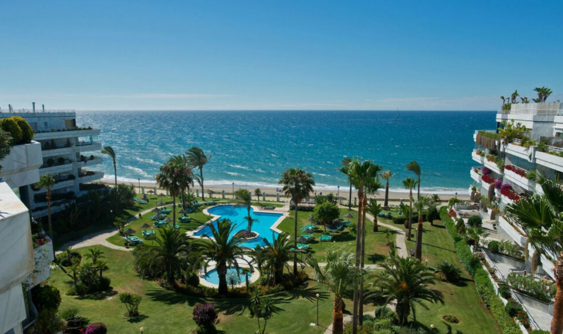 Resale - Apartment -
Marbella