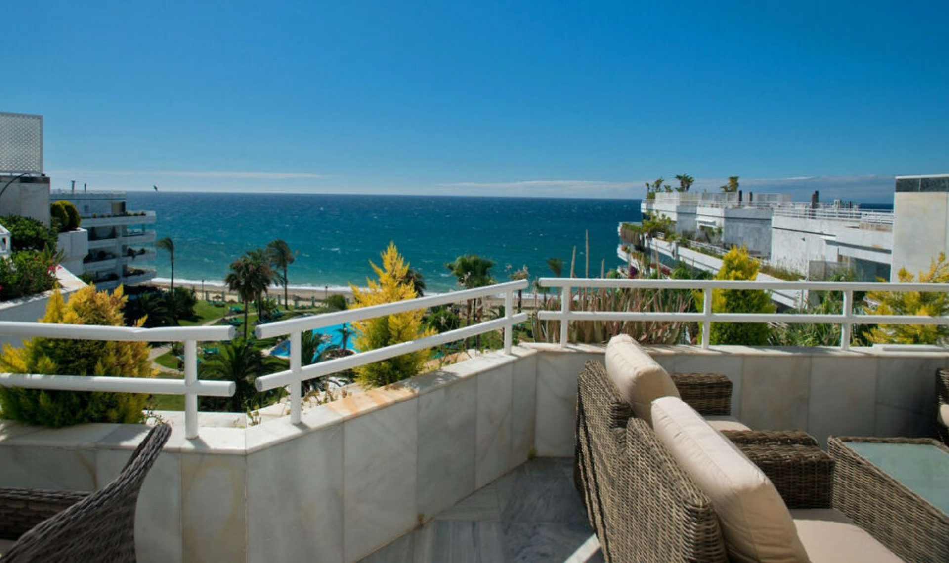 Resale - Apartment -
Marbella