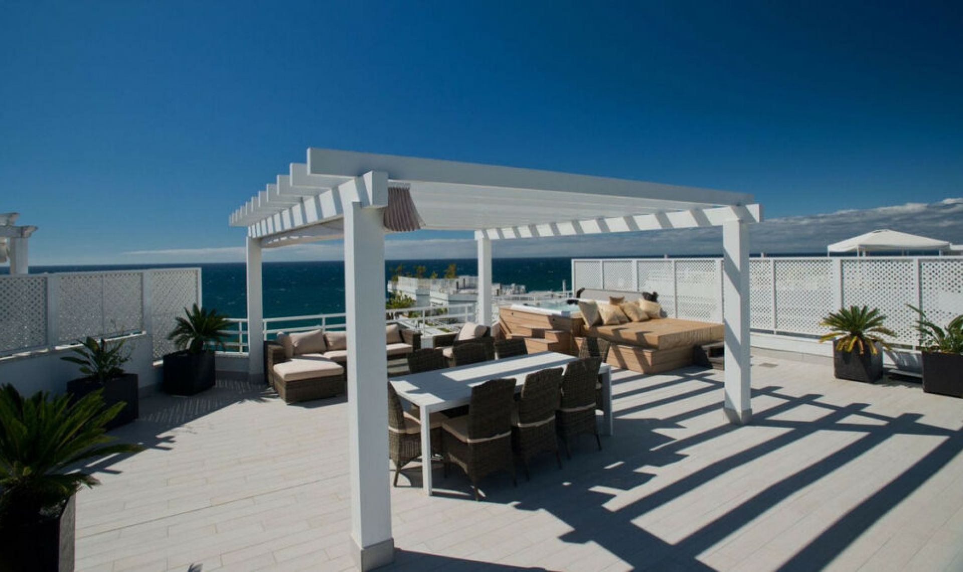 Resale - Apartment -
Marbella