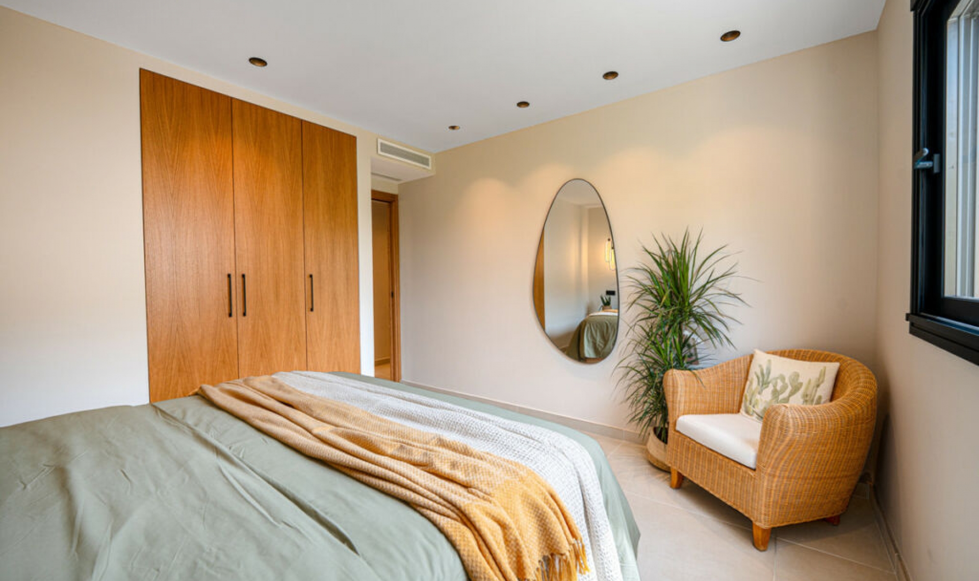 Resale - Apartment -
Marbella