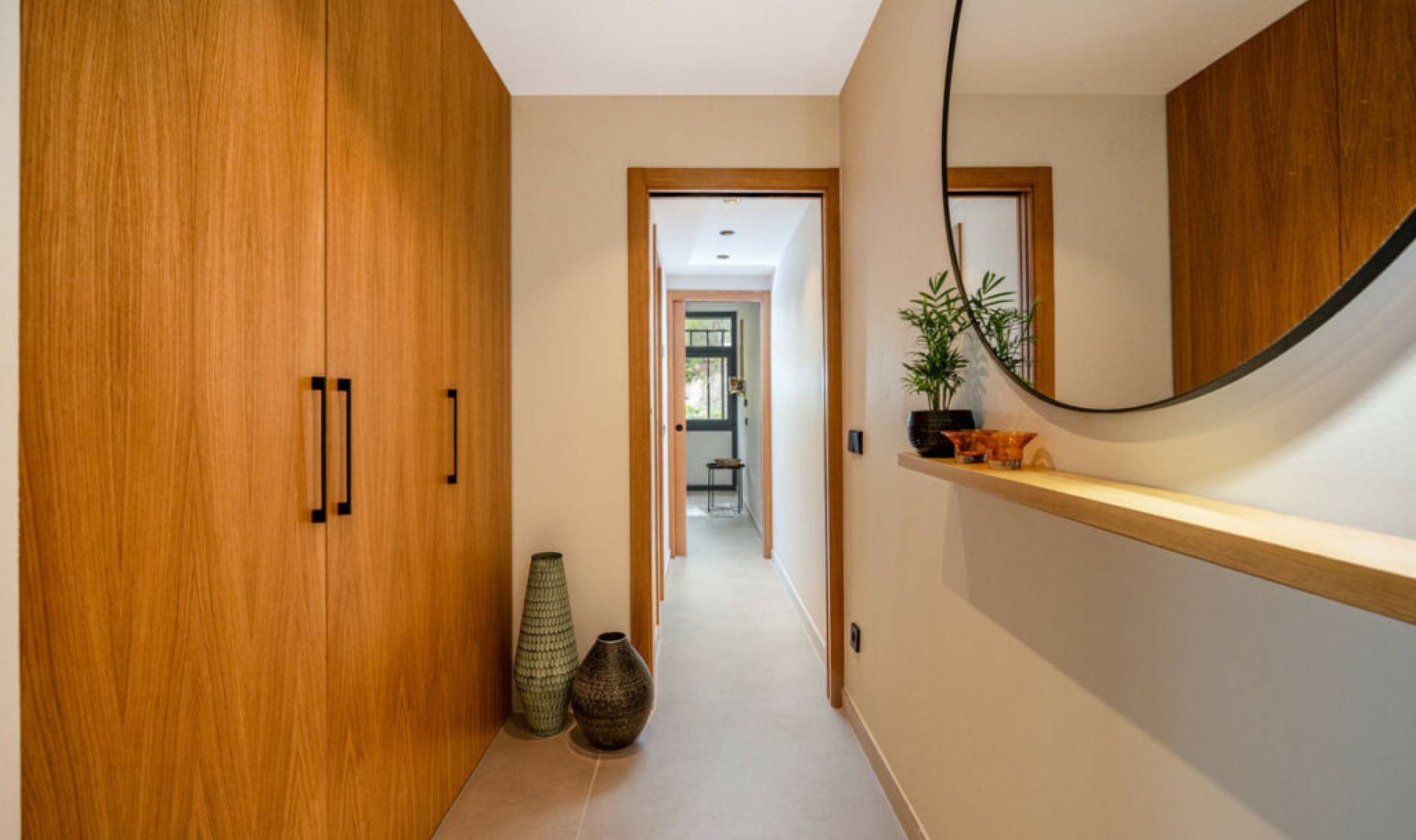 Resale - Apartment -
Marbella