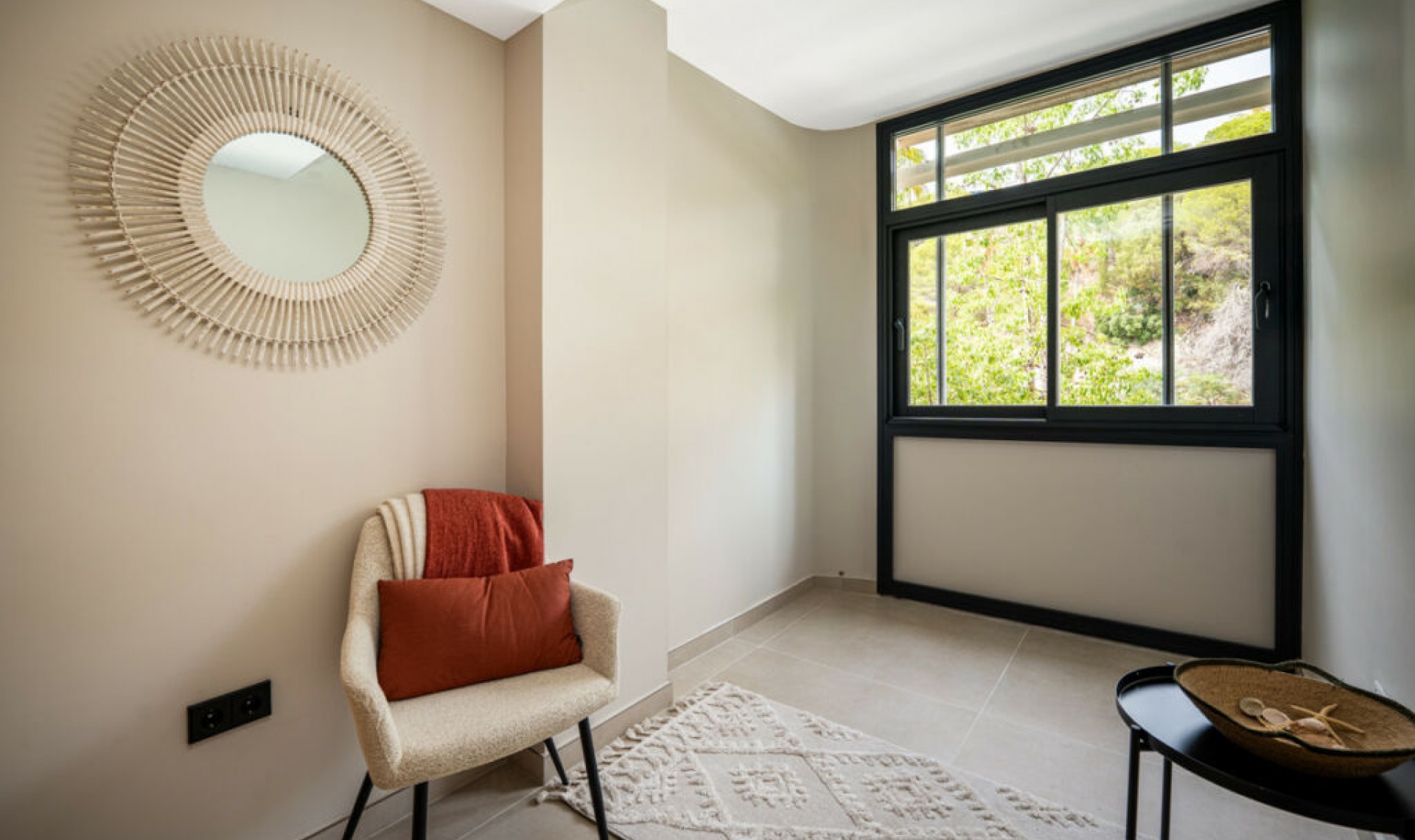 Resale - Apartment -
Marbella