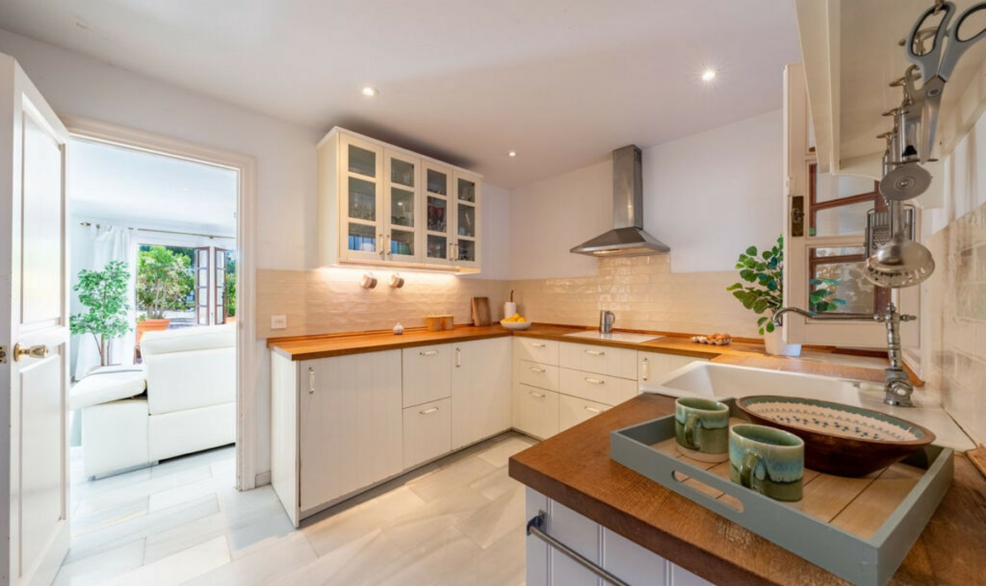 Resale - Apartment -
Marbella