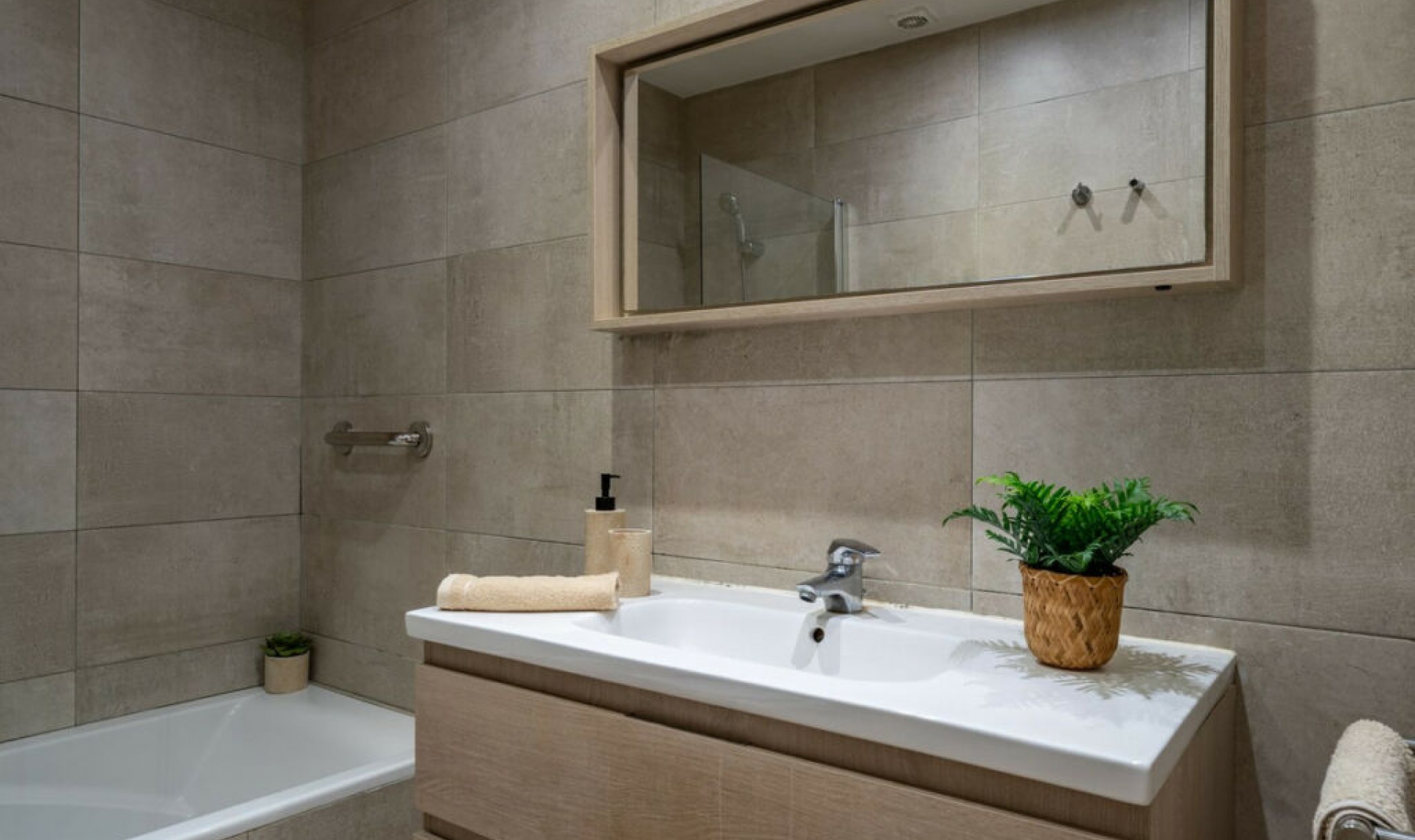 Resale - Apartment -
Marbella