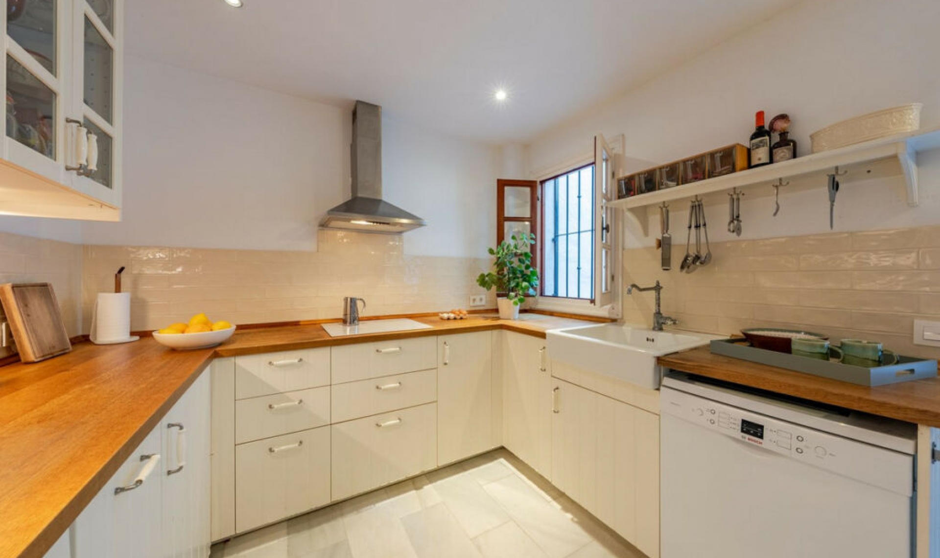 Resale - Apartment -
Marbella