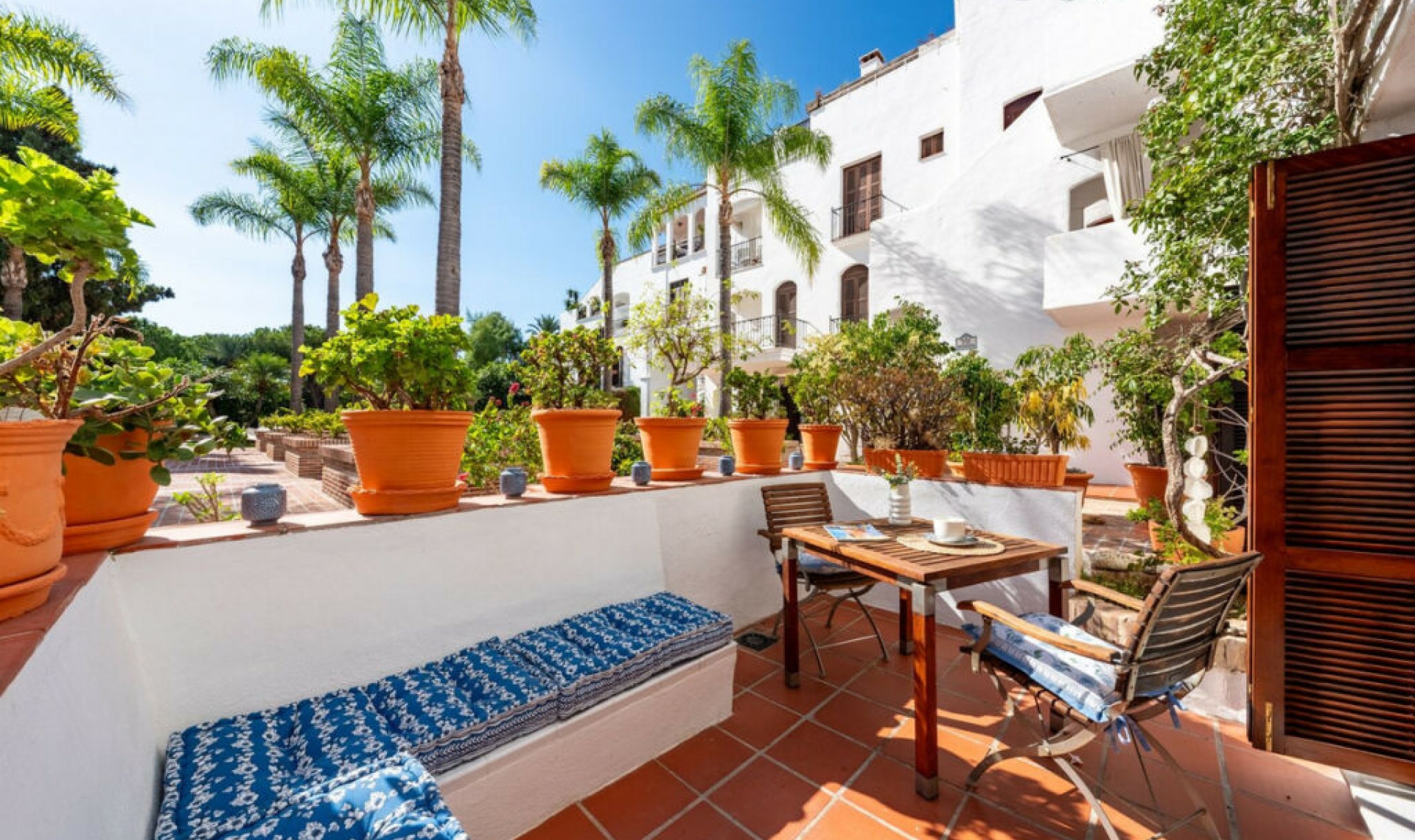 Resale - Apartment -
Marbella