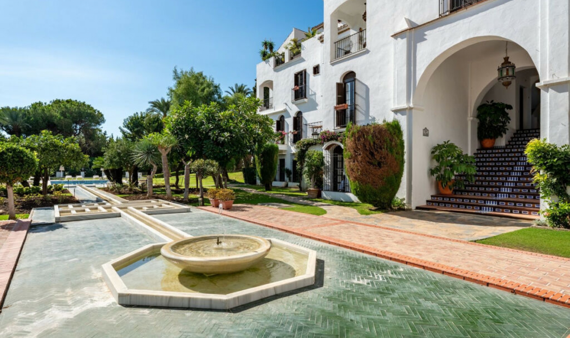 Resale - Apartment -
Marbella