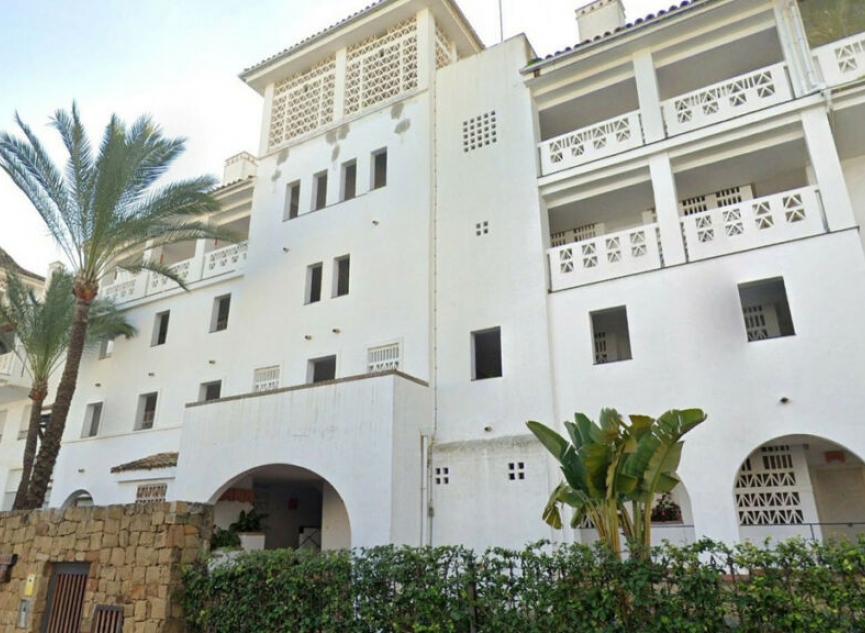Resale - Apartment -
Marbella