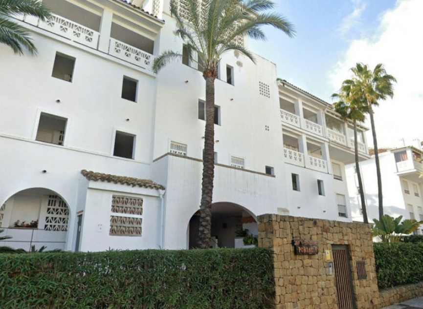 Resale - Apartment -
Marbella