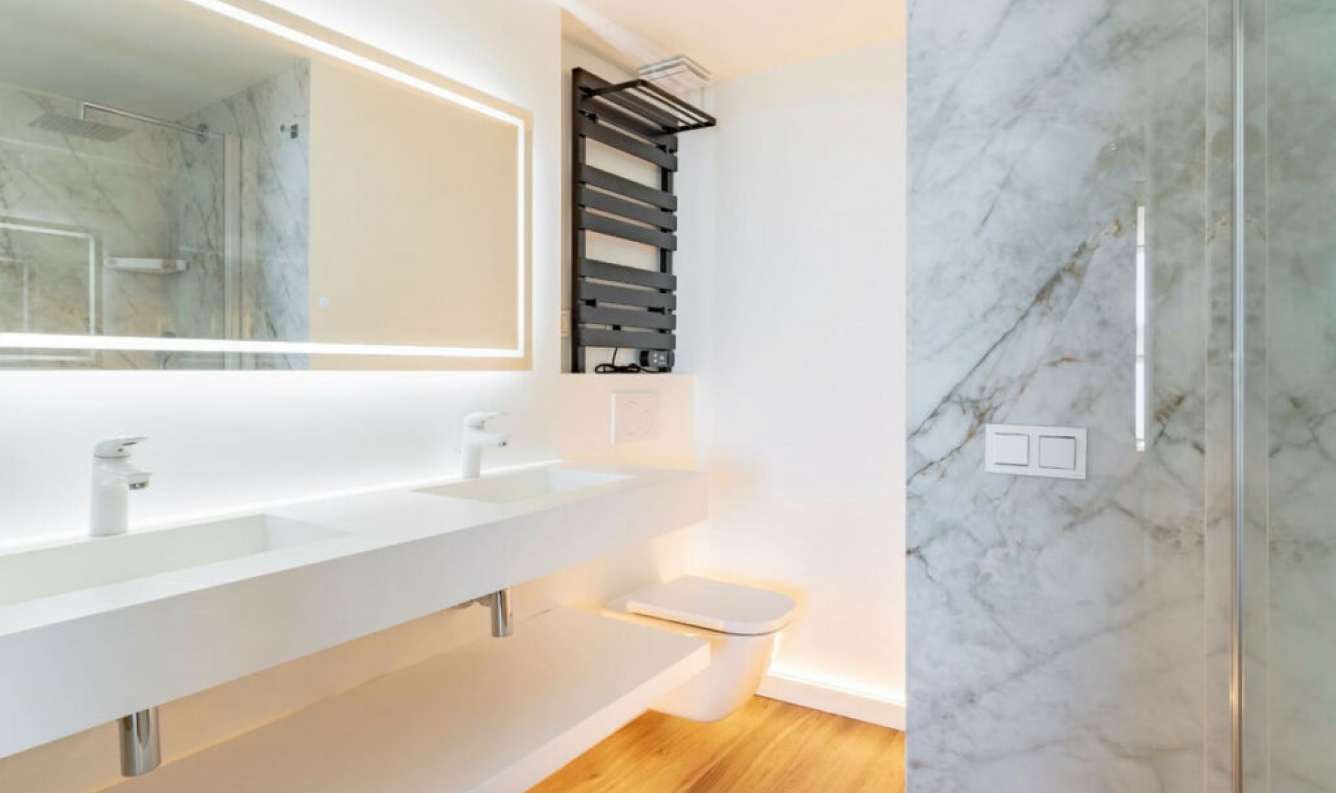 Resale - Apartment -
Marbella