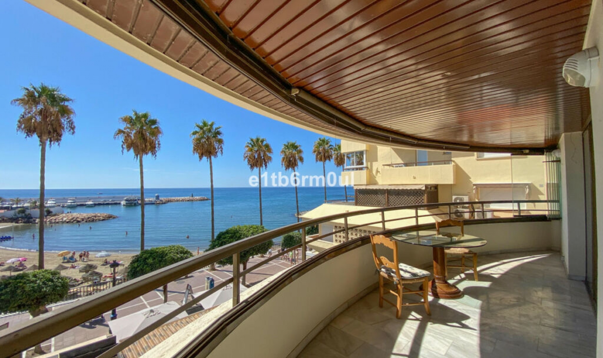 Resale - Apartment -
Marbella