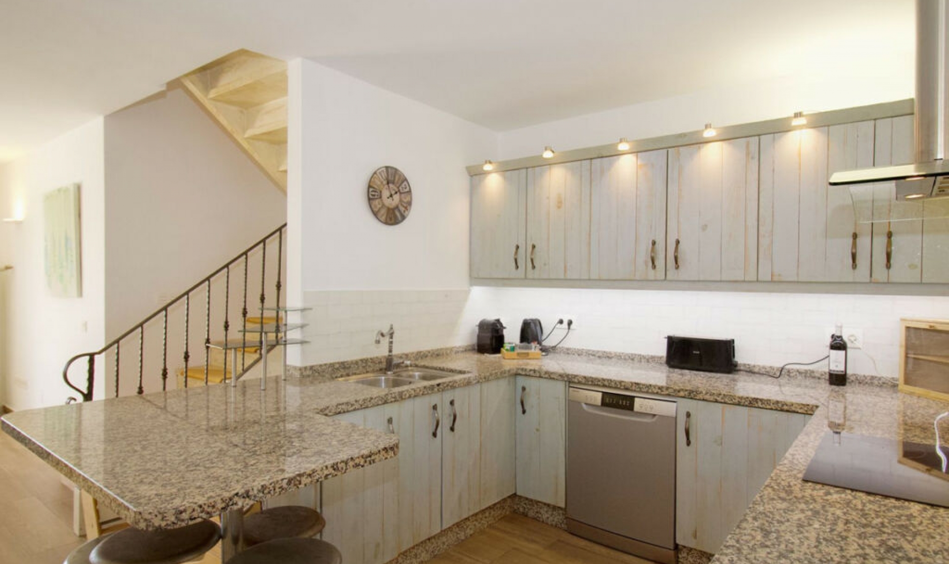 Resale - Apartment -
Marbella