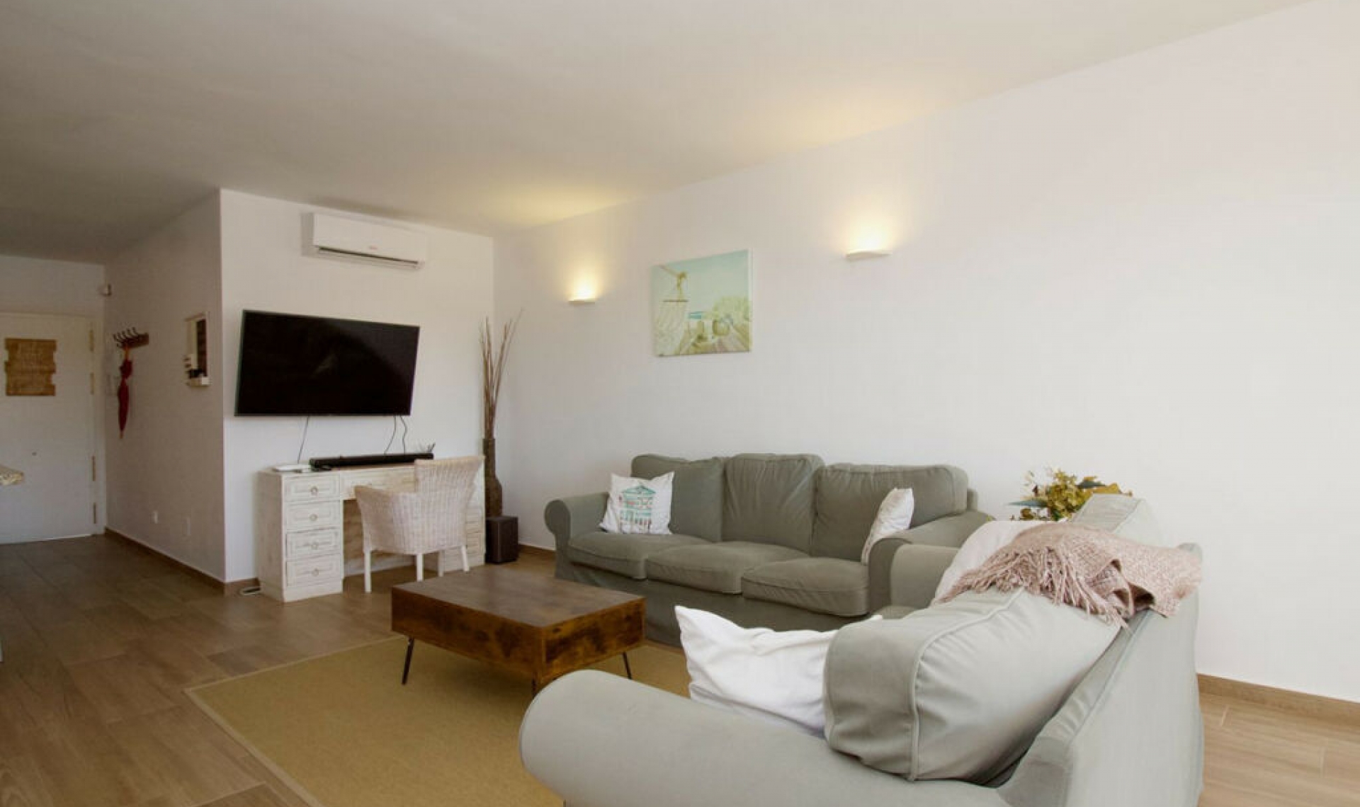 Resale - Apartment -
Marbella