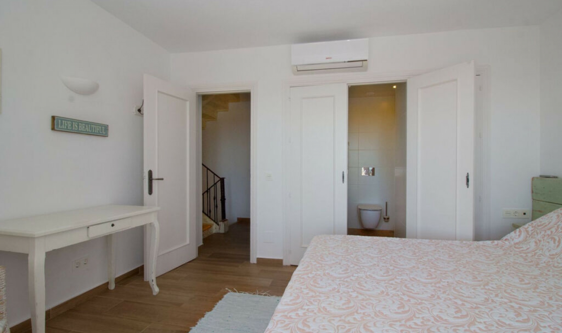 Resale - Apartment -
Marbella