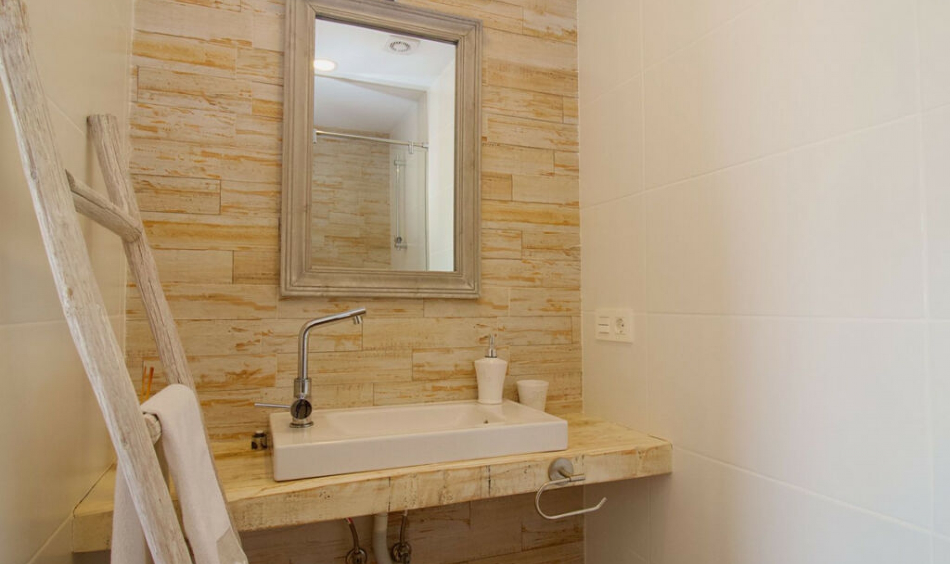 Resale - Apartment -
Marbella