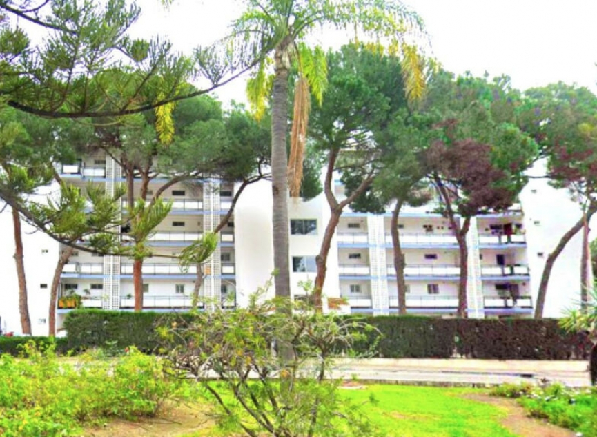Resale - Apartment -
Marbella