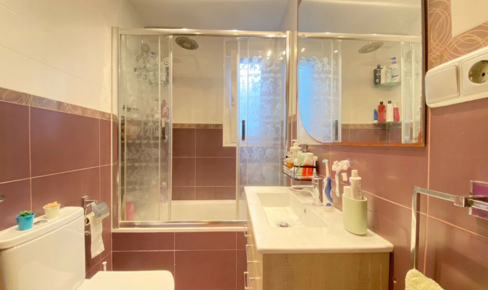 Resale - Apartment -
Marbella