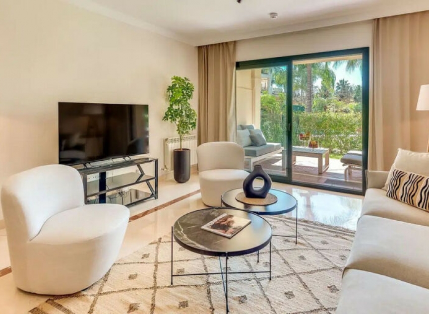 Resale - Apartment -
Marbella