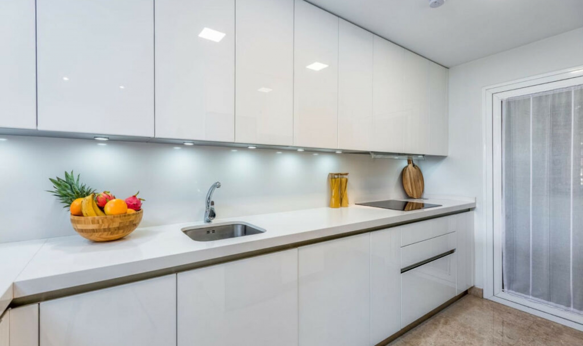 Resale - Apartment -
Marbella