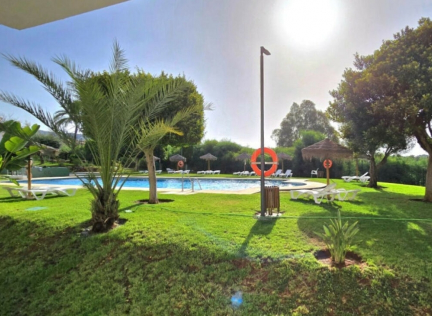 Resale - Apartment -
Marbella