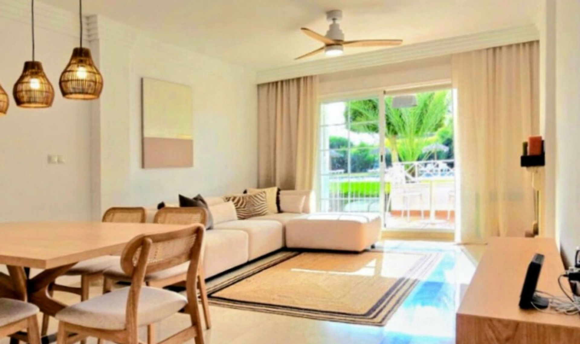 Resale - Apartment -
Marbella