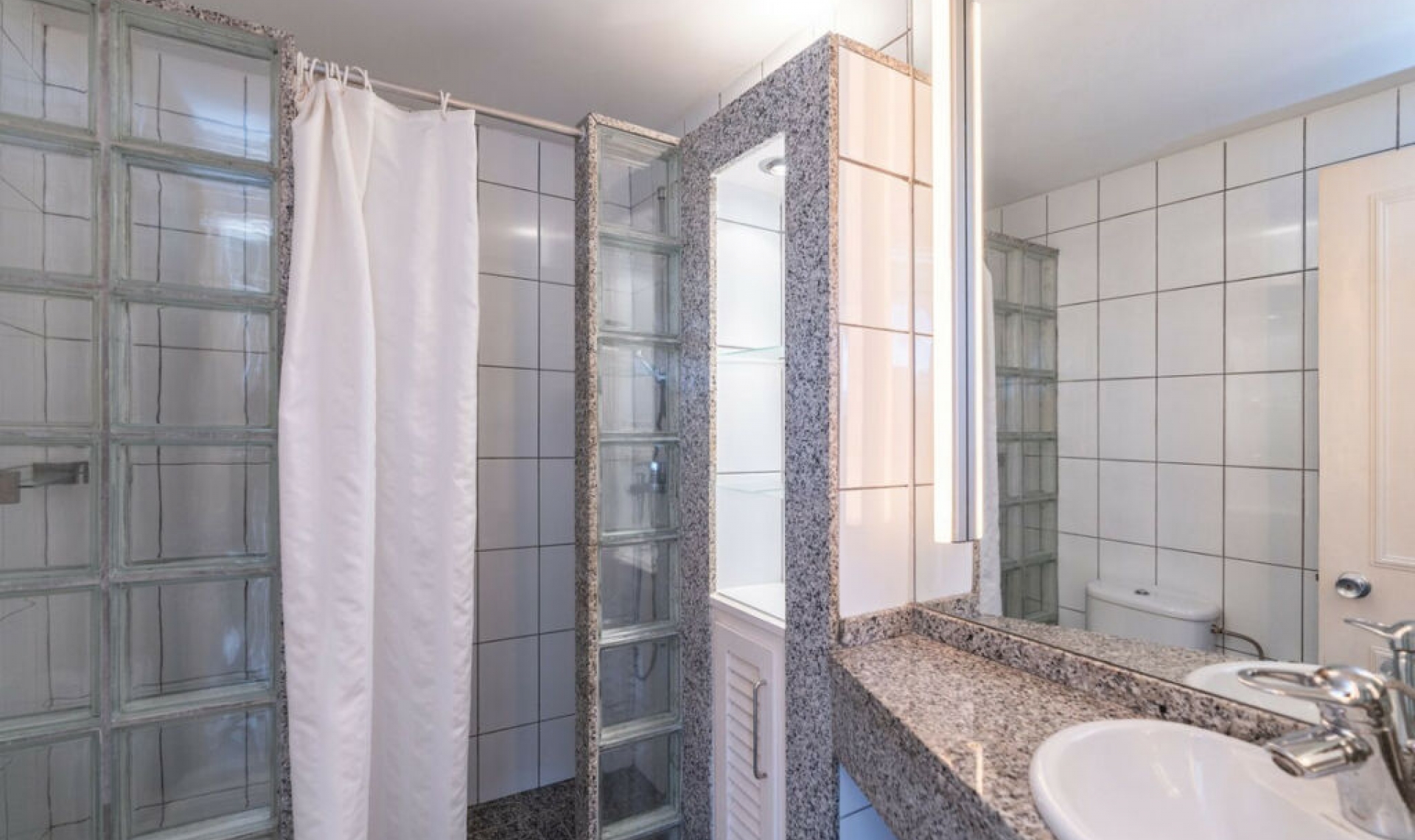 Resale - Apartment -
Marbesa