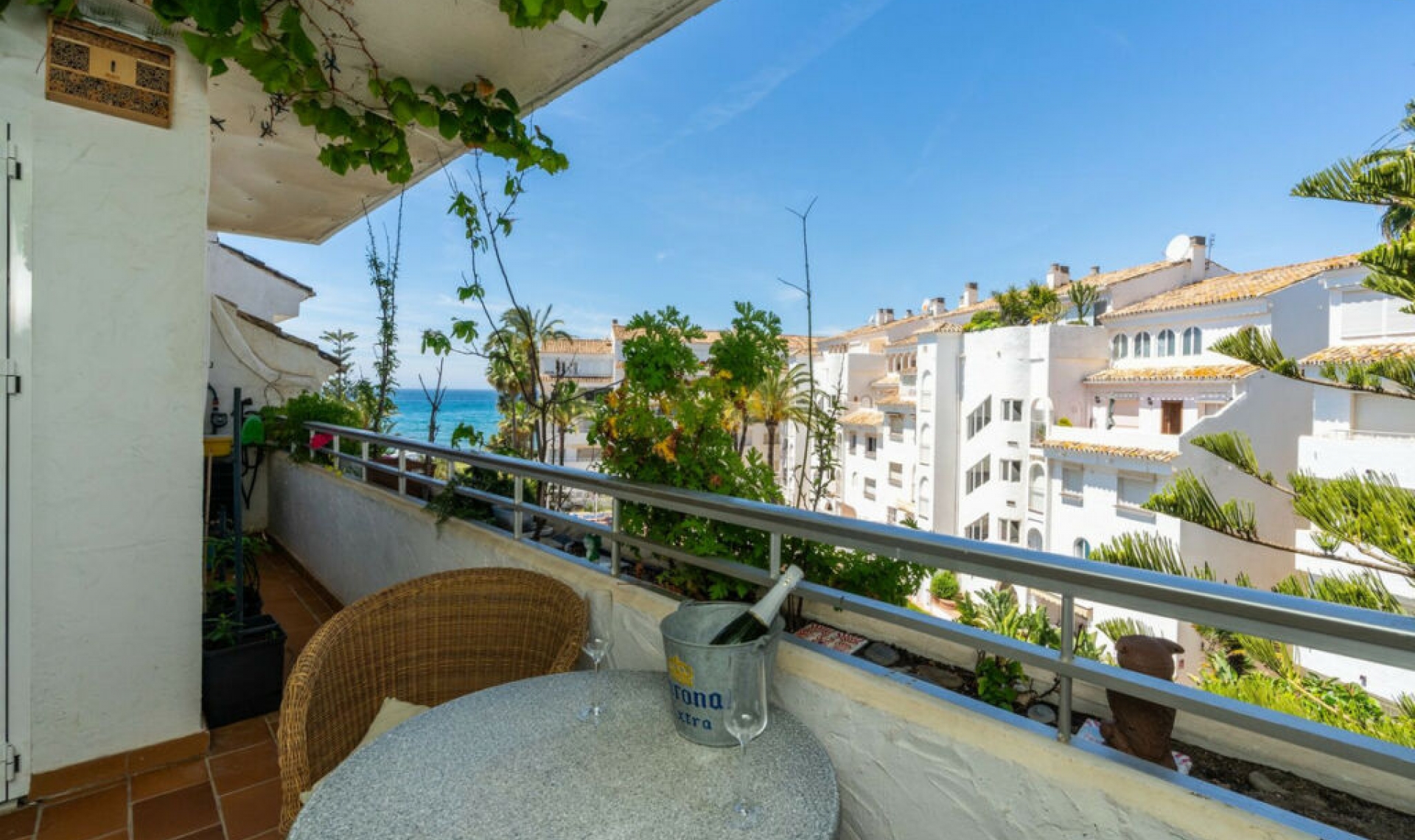 Resale - Apartment -
Marbesa