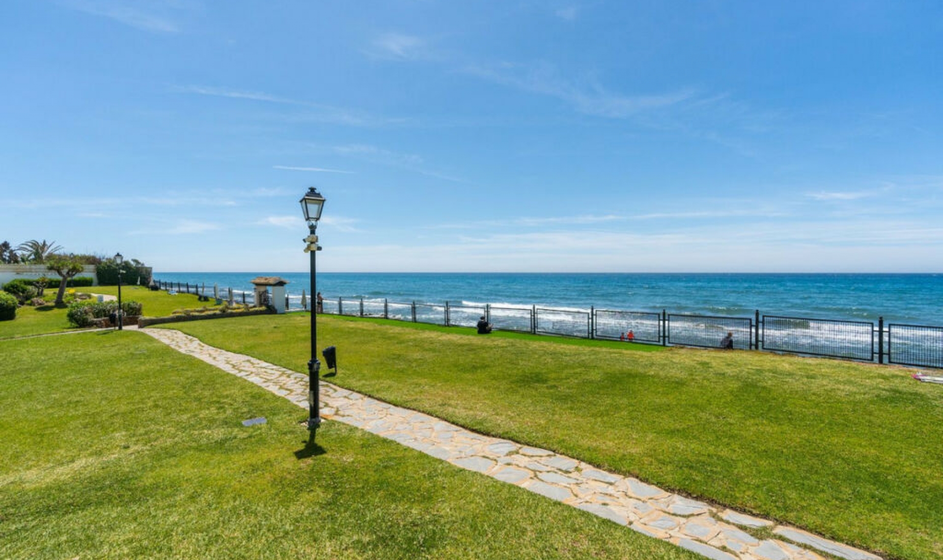 Resale - Apartment -
Marbesa